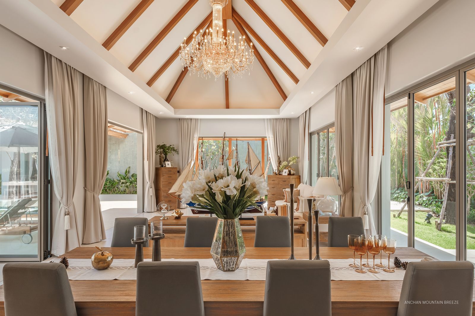 Bang Tao single-storey pool villa Phuket