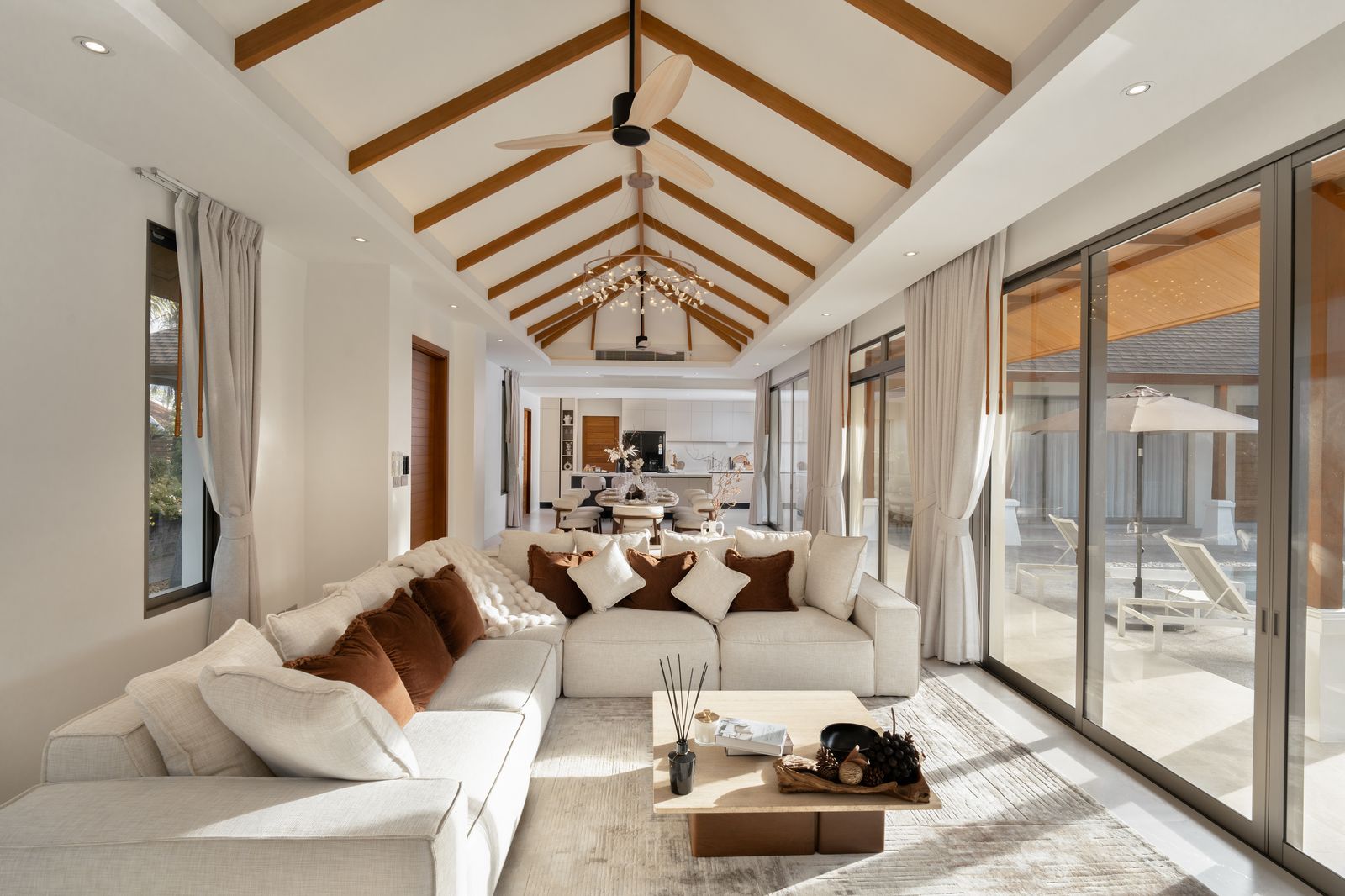 Bangtao single-storey marble pool villa Phuket The villa
