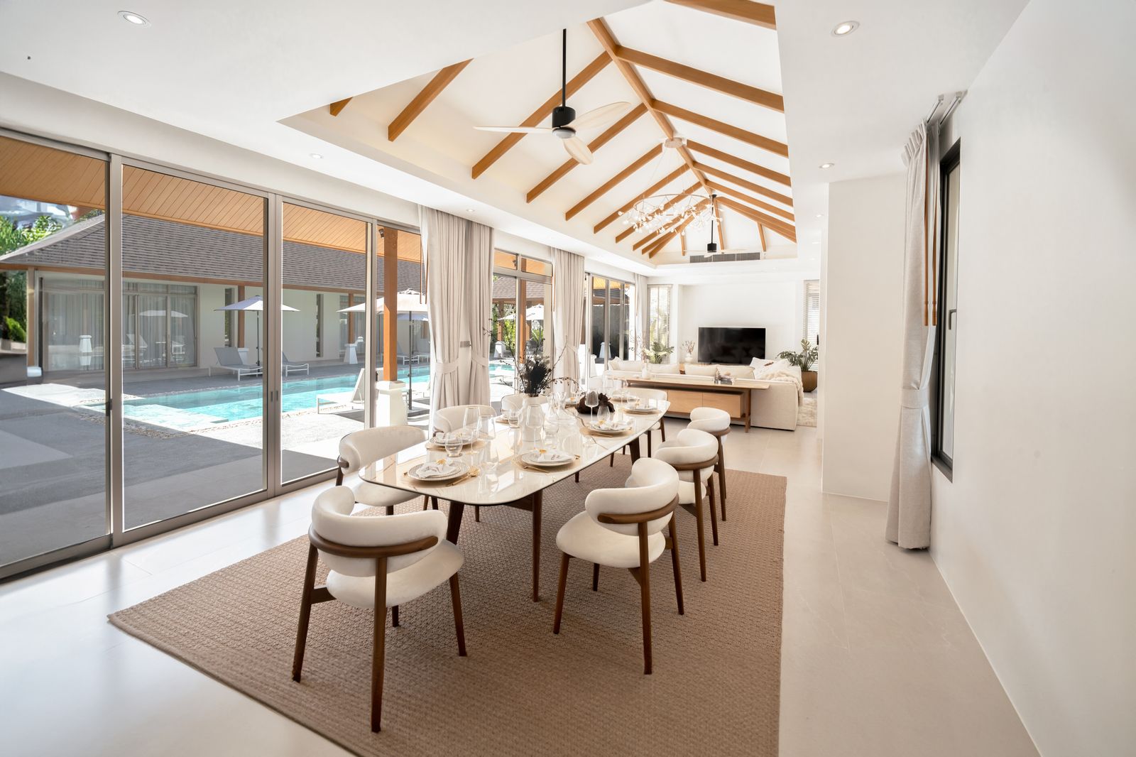 Bangtao single-storey marble pool villa Phuket