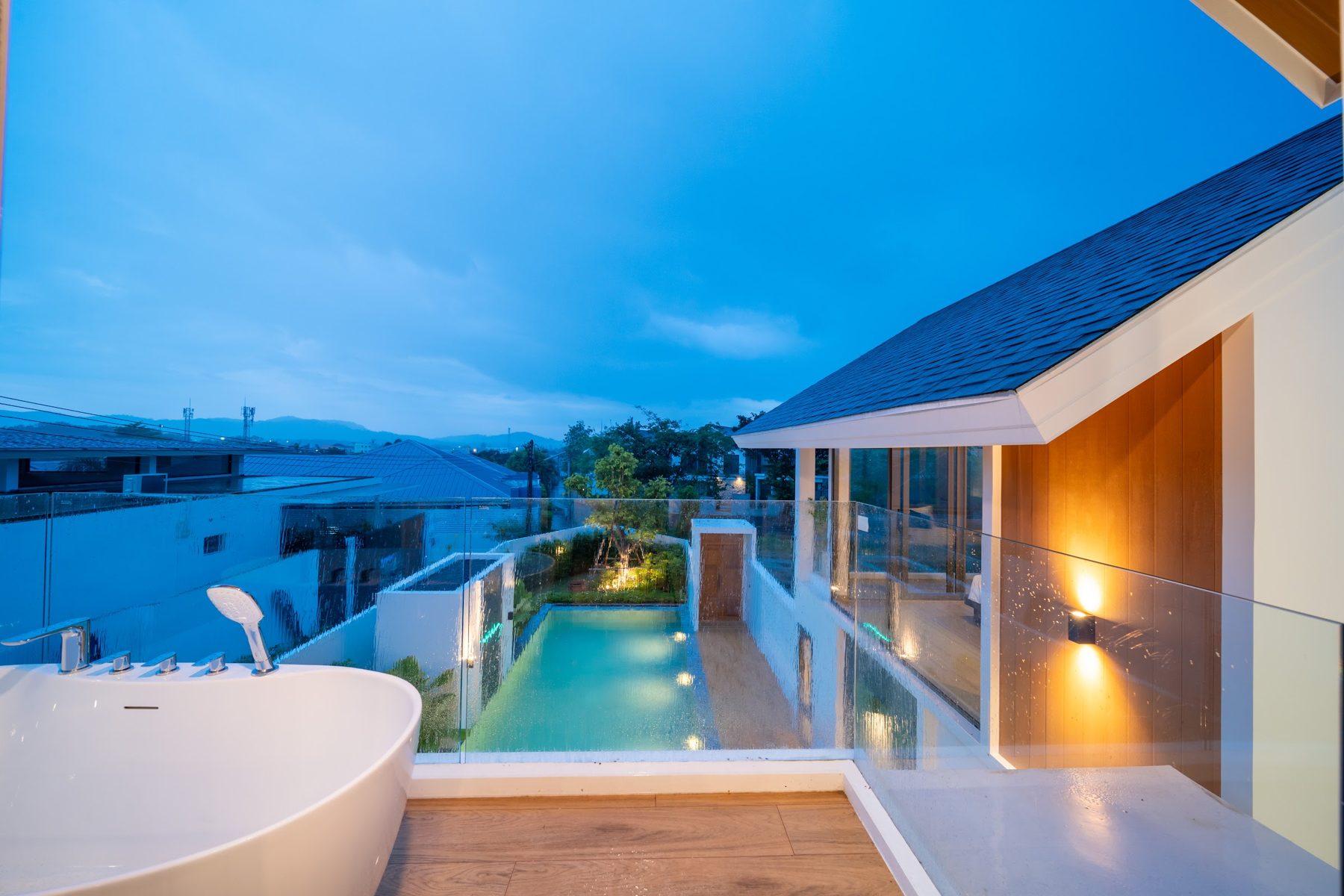 Bang Tao 6-bedroom pool villa Phuket