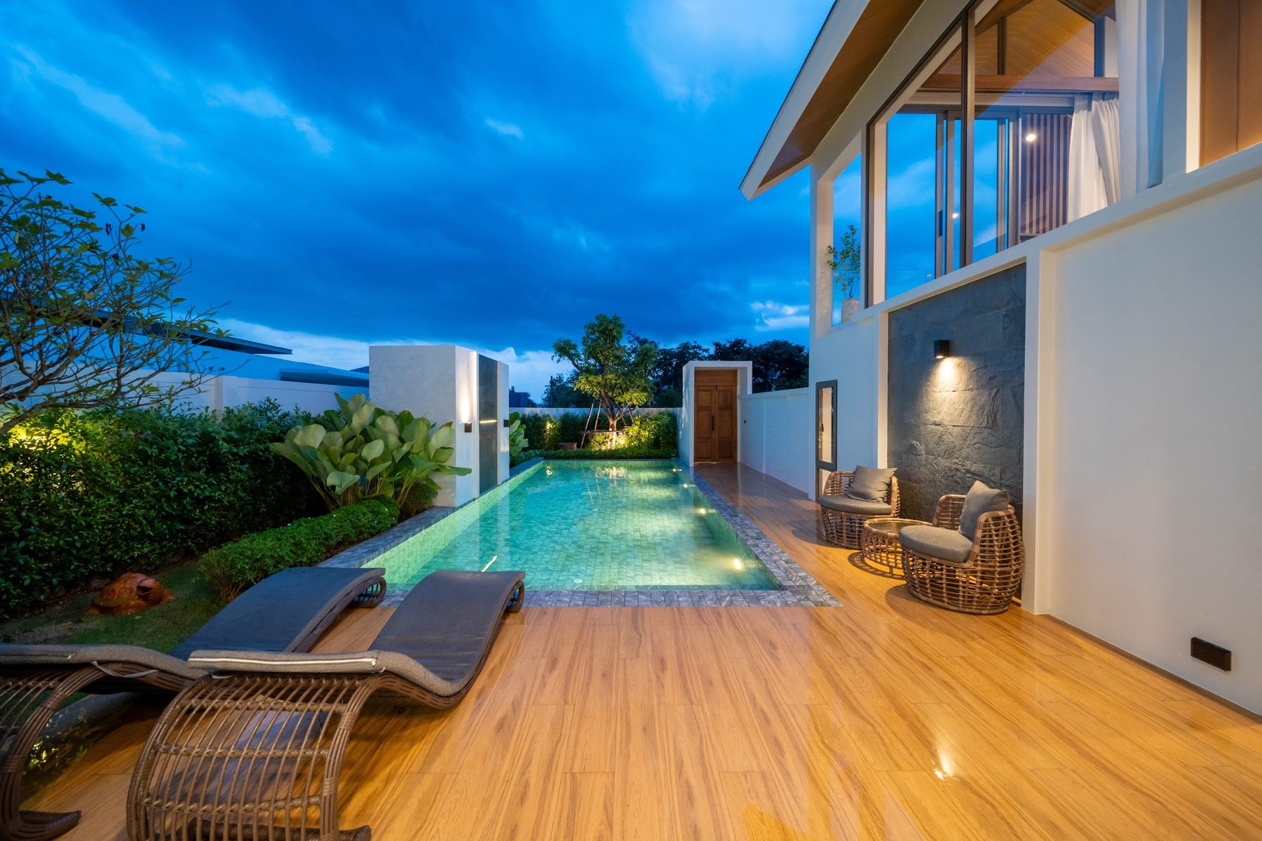 Bang Tao 6-bedroom pool villa Phuket