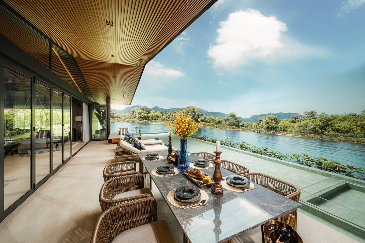 Bang Tao Lakefront Pool Villas