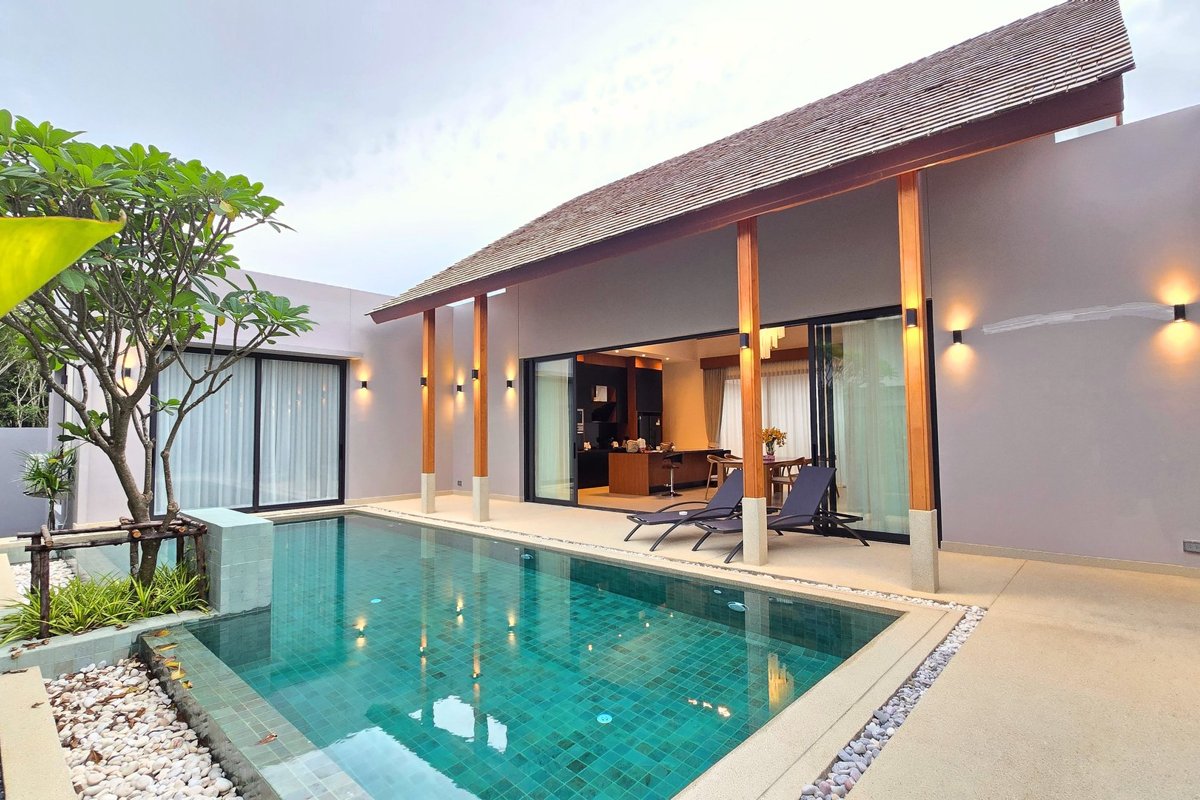 Bang Tao Tropical Pool Villas