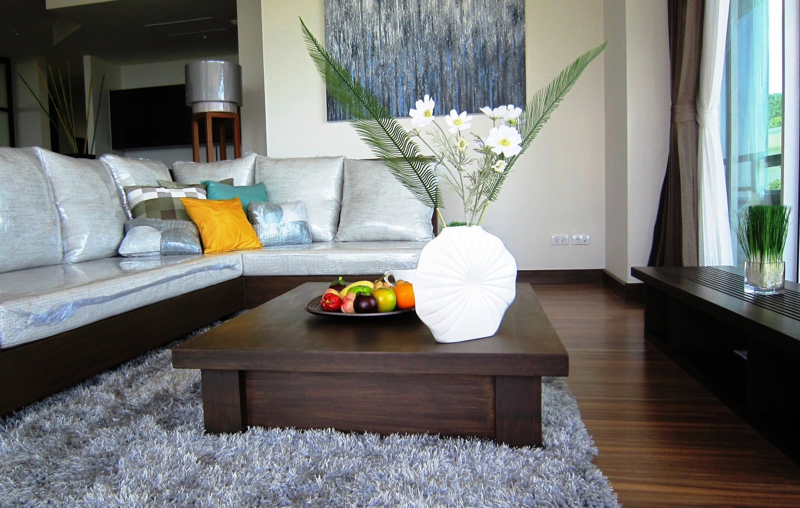 Karon Freehold Condo photo 4