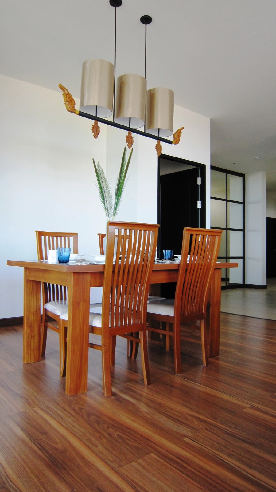 Karon Freehold Condo photo 6