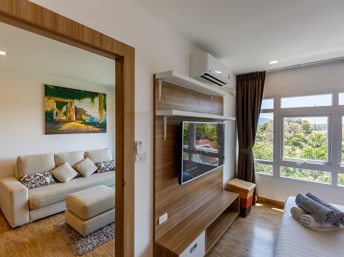 Nai Harn Freehold Condo photo 5