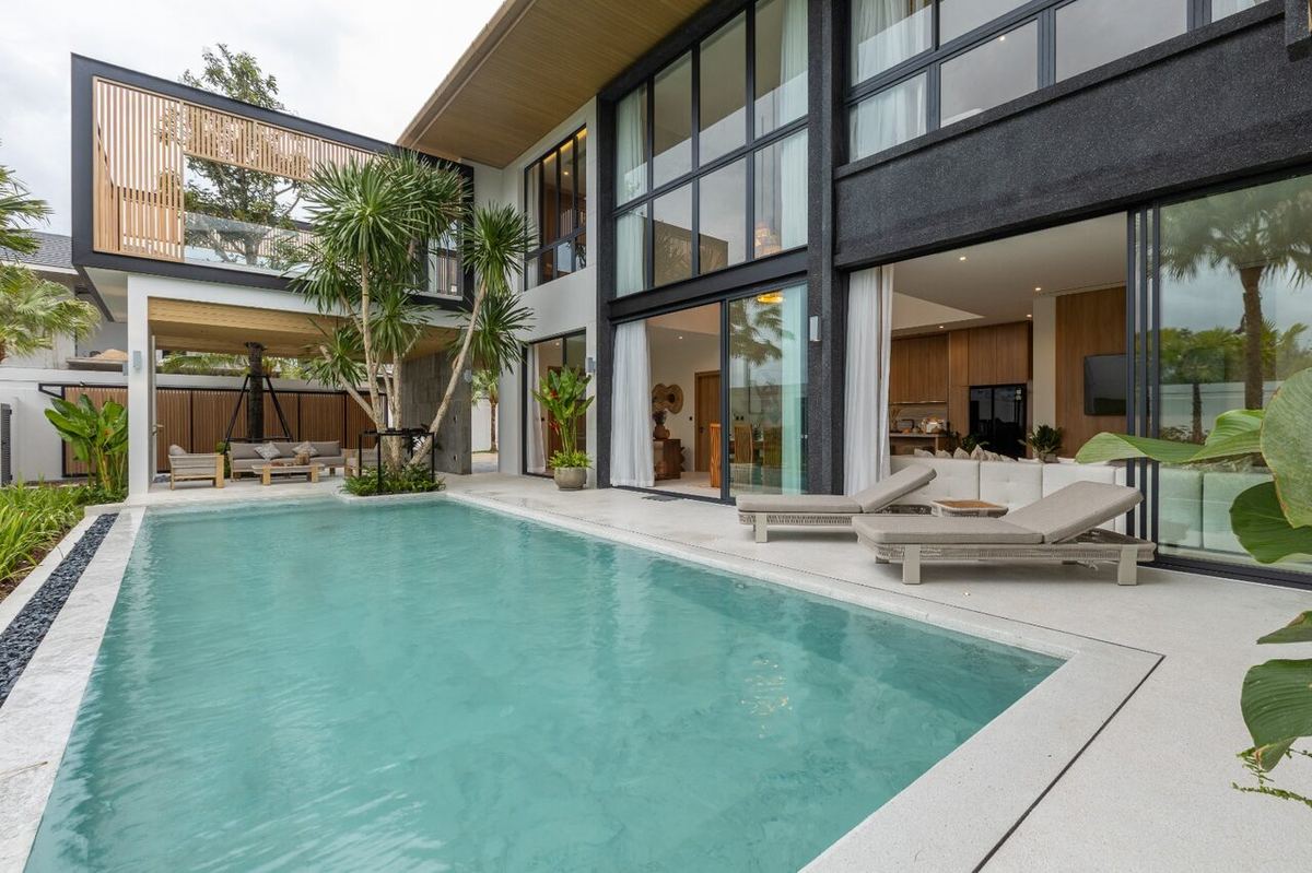 Chalong Family Villa, exterior